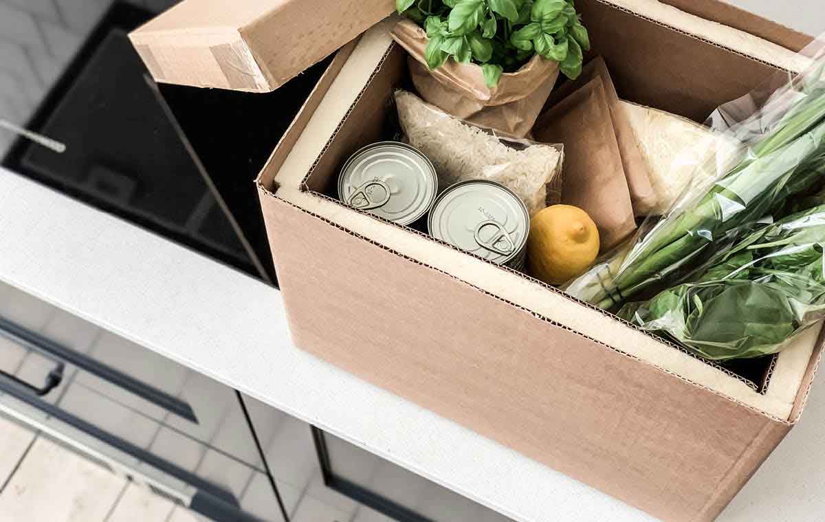 https://www.storaenso.com/-/media/images/products/other-products/featured/insulating-box-with-groceries_1200x760.jpg